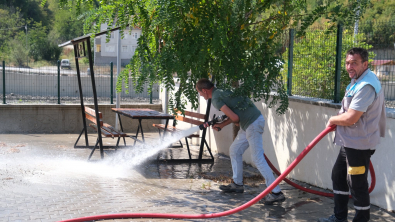 Eğitim Kurumlarını Çocuklarımız İçin Yıkadık