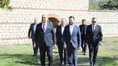 Kağıthane Belediye Başkanımız Sn. Mevlüt Öztekin’i Ziyaret Ettik