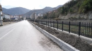 Sakarya Caddesi Yenileme Çalışmaları Devam Ediyor