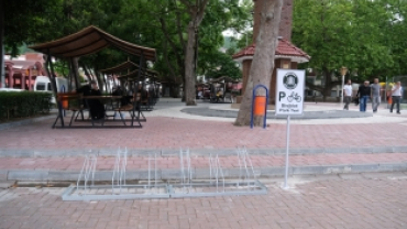Bisiklet Park Yeri Kurulumu Tamamlandı