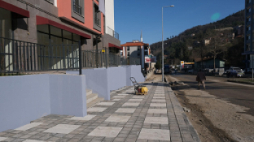 Ziya Termen Caddesi Yaya Kaldırımı Parke Kaplama Çalışmalarımız Devam Ediyor