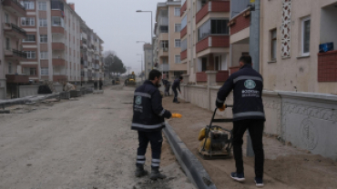 Tiryakioğlu Sokak'ta Yaya Kaldırımı Parke Kaplama Çalışmalarımız Devam Ediyor