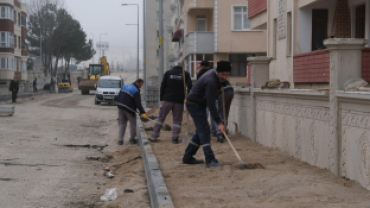 Tiryakioğlu Sokak'ta Yaya Kaldırımı Parke Kaplama Çalışmalarımız Devam Ediyor