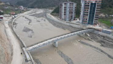 Sınarcık Köprüsünde Çalışmalar Devam Ediyor