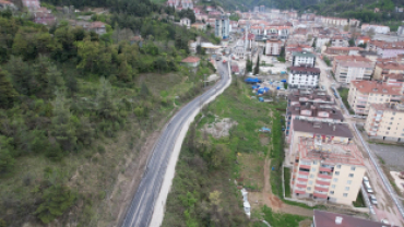 Ziya Termen Caddesi'nde Asfalt Kaplama Çalışması Devam Ediyor