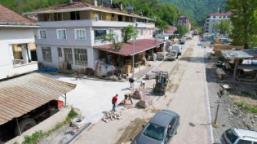 Eski Sanayi Sitesi'nde Çevre Düzenlemesi ve Parke Kaplama Çalışmaları