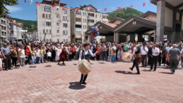 Pilav Şöleni, Terminal ve Çınar Kafe Açılışı, 23 Yeni Araç..