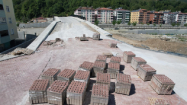 Vali Kaşif Ünal Sokak'ta ve Yunus Yorulmaz Caddesi'nde Üst Yapı Çalışmaları