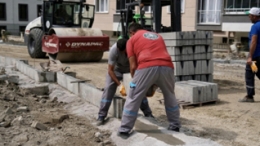 Yüksel Caddesi Yolunda Parke Kaplama Çalışmalarına Başlandı