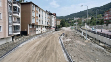 Yüksel Caddesi Yolunda Parke Kaplama Çalışmalarına Başlandı