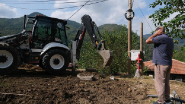 Yeni Mahalle Sıraca Semtimizde Meydan Düzenleme Çalışmalarına Başlandı