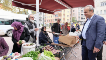 Belediye Başkanımız Pazar Yerini Ziyaret Ettiler