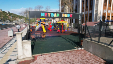 Meydan Park Çocuk Oyun Alanı