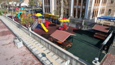 Meydan Park Çocuk Oyun Alanı
