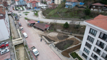 Yüksel Caddesi'ne Yeni Çocuk Oyun Parkı