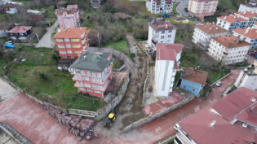 Nazik Sokak'ta Üst Yapı Çalışmalarına Başlandı