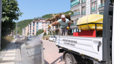 Parklarımızı Yıkadık, Konteynırlarımızı İlaçladık
