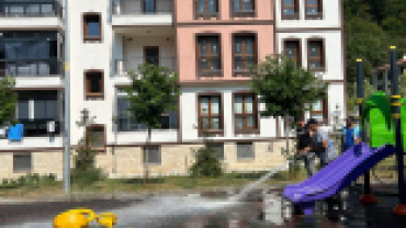 Parklarımızı Yıkadık, Konteynırlarımızı İlaçladık