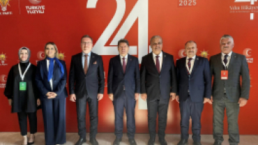 Belediye Başkanımız Sayın Muammer Yanık AK Parti Rozetini Taktı