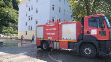 Eğitim Kurumlarını Çocuklarımız İçin Yıkadık