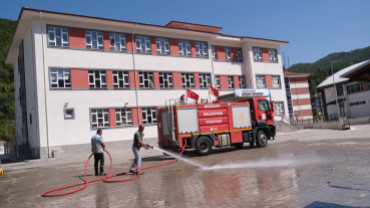 Eğitim Kurumlarını Çocuklarımız İçin Yıkadık