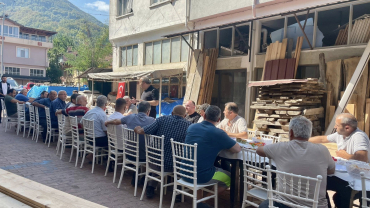 Ahşap Sanayi Sitesi’nde Değerli Esnaflarımızla Kahvaltı Programında Bir Araya Geldik