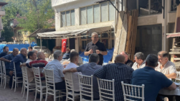 Ahşap Sanayi Sitesi’nde Değerli Esnaflarımızla Kahvaltı Programında Bir Araya Geldik