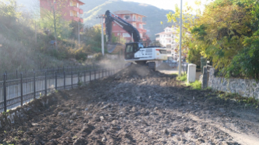 Yüksel Caddesi Üst Yapı Öncesinde Tesviye Çalışması Yapıldı