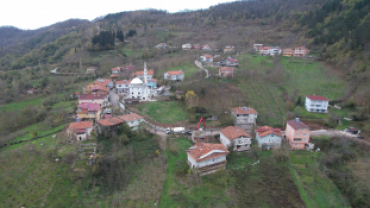 Yeni Mahalle Mimir Semtinde Perde Duvar Yapımı Devam Ediyor