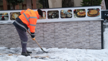 Cadde ve Sokaklarımızda Kar Küreme Çalışmaları