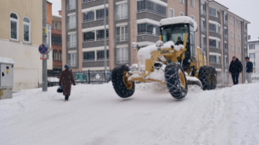 İlçemizde Kar Yağışı Devam Ediyor