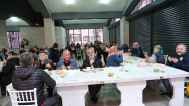 Ramazan paylaştıkça, sofralarımız hemşehrilerimizle buluştukça güzel