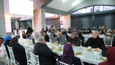 Ramazan paylaştıkça, sofralarımız hemşehrilerimizle buluştukça güzel