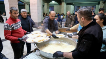 Ramazan paylaştıkça, sofralarımız hemşehrilerimizle buluştukça güzel