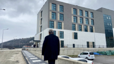 Yeni Devlet Hastanemizde Yol ve Kaldırım Çalışmaları