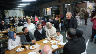 Belediye Başkanımız Sayın Muammer Yanık'ın Doğum Günü Sevenleri Tarafından Kutlandı