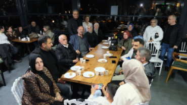 Belediye Başkanımız Sayın Muammer Yanık'ın Doğum Günü Sevenleri Tarafından Kutlandı