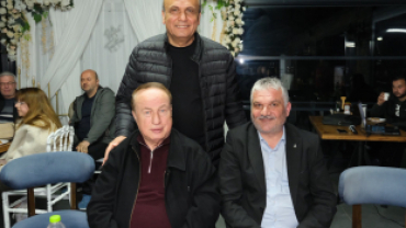 Belediye Başkanımız Sayın Muammer Yanık'ın Doğum Günü Sevenleri Tarafından Kutlandı