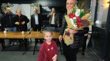 Belediye Başkanımız Sayın Muammer Yanık'ın Doğum Günü Sevenleri Tarafından Kutlandı
