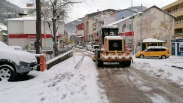 Belediye Ekiplerimizin Kar Mücadelesi