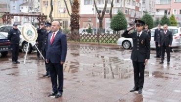 18 Mart Çelenk Sunma Töreni Yapıldı