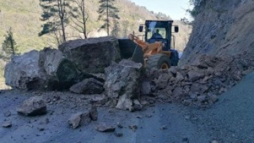 Yüksek Mahalle ve Kutluca Köyü Yolu Ulaşıma Açıldı