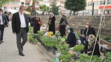 Belediye Başkanımızdan Pazar Ziyareti