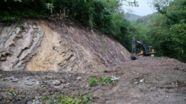 Şen Mahalle Yolu Sıcak Asfalt Kaplama