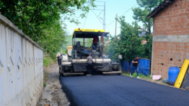 Şen Mahalle Yolu Sıcak Asfalt Kaplama