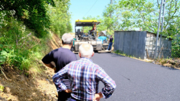 Şen Mahalle Yolu Sıcak Asfalt Kaplama